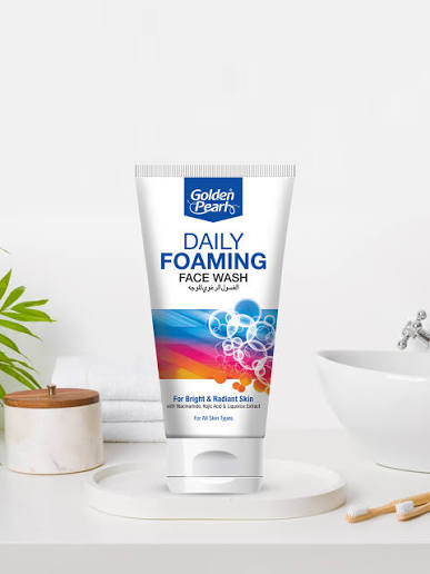 Golden Pearls Daily Foaming Face Wash